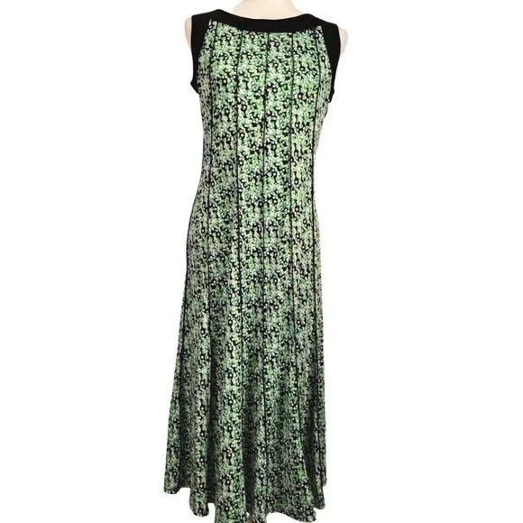green emerald velvet dress Stylish Flared Dress with Panel Design main image 1